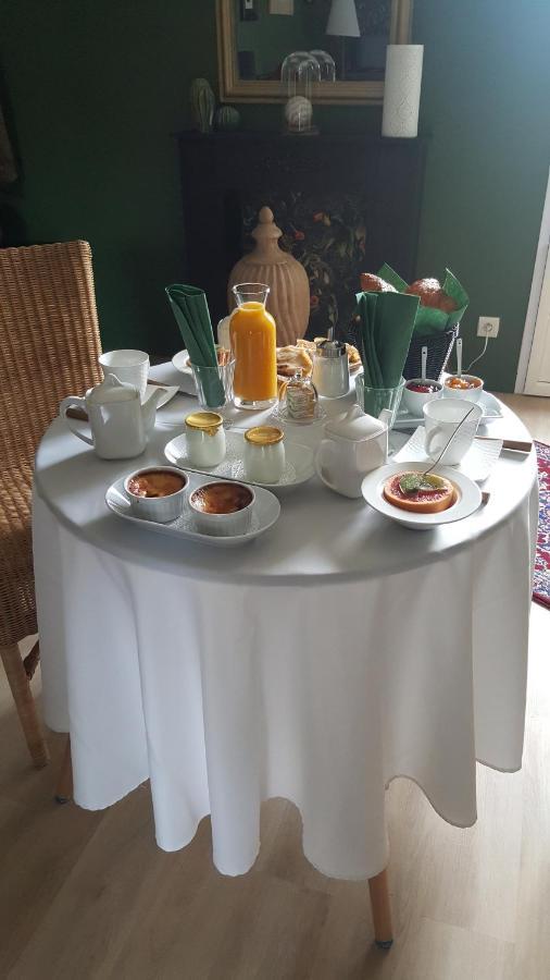 Les Patis Bed and Breakfast Vouvray Eksteriør billede